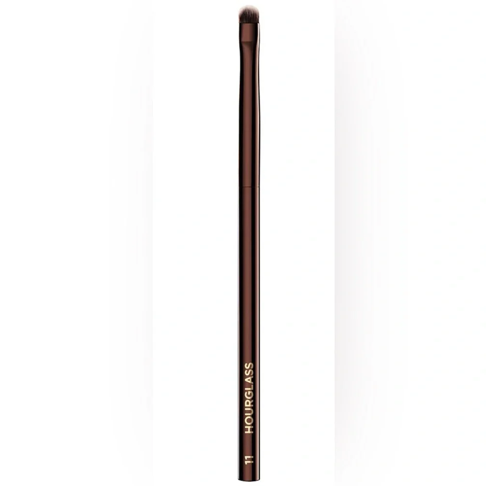 Hourglass‎ No.11 Brush